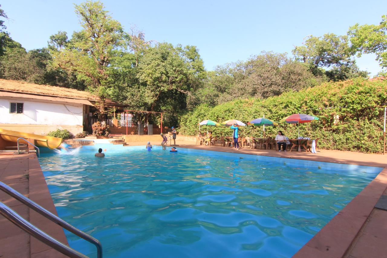 Gujarat Bhavan Hotel Matheran Exterior photo
