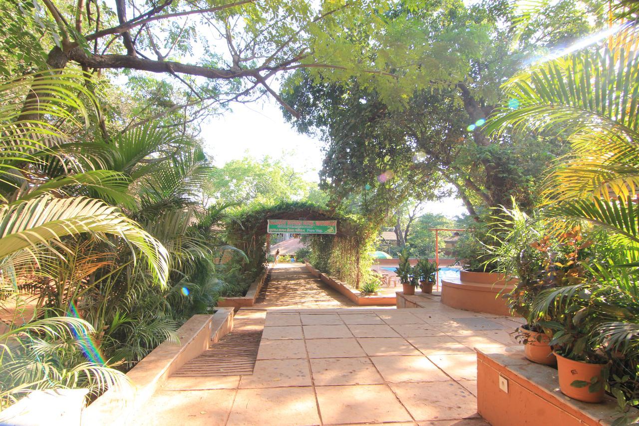 Gujarat Bhavan Hotel Matheran Exterior photo